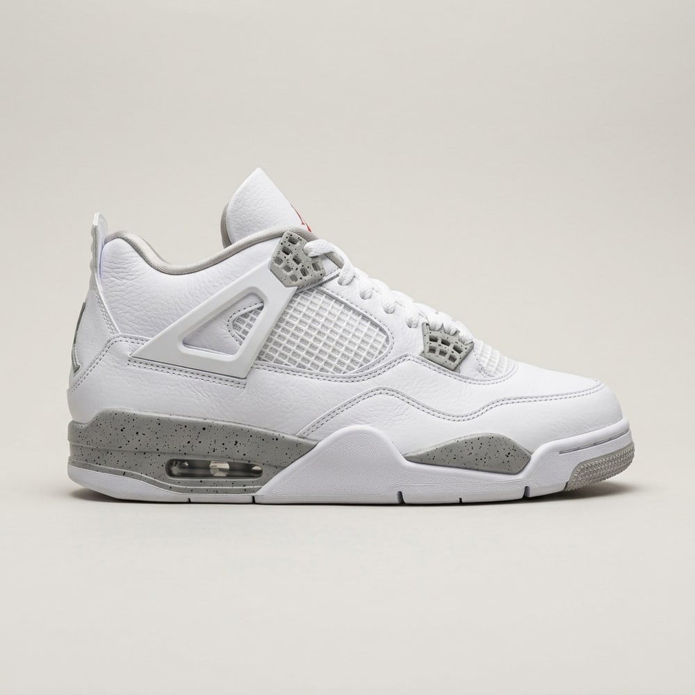 Air Jordan 4 Retro "White Oreo"